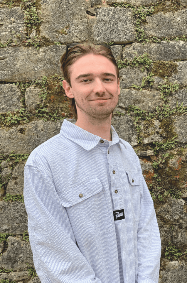 Modra Media • Fin Modra media • fin